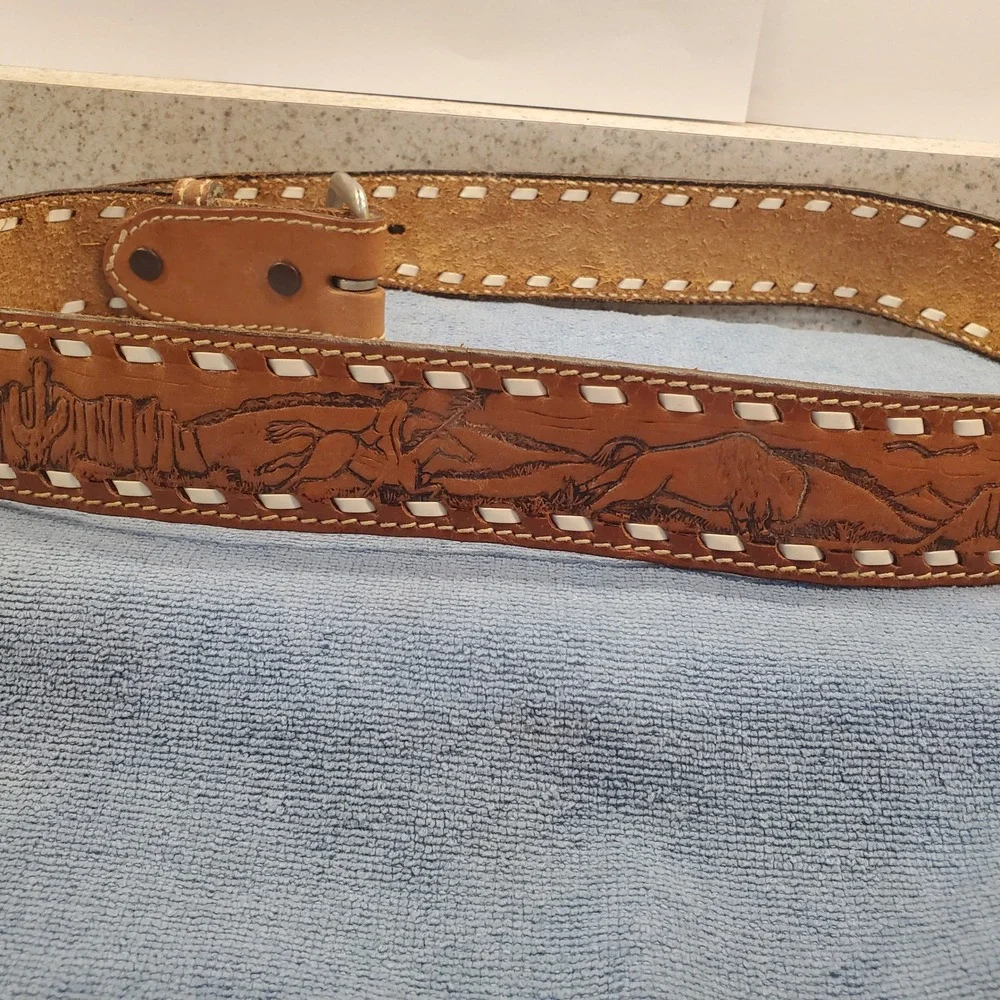 VTG Hand Tooled Leather Belt Mens SZ 40 Buffalo Hunt Topstitch Removeable Buckle